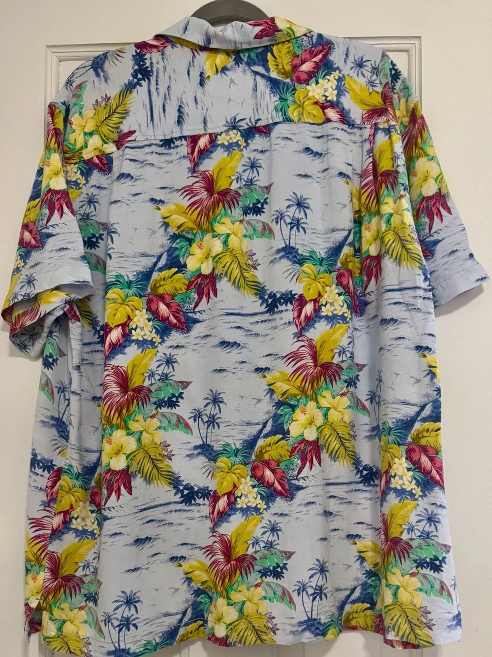 Tommy Bahama Hawaiian Camp Shirt Mens XL Blue Tropical Beach Floral Rayon